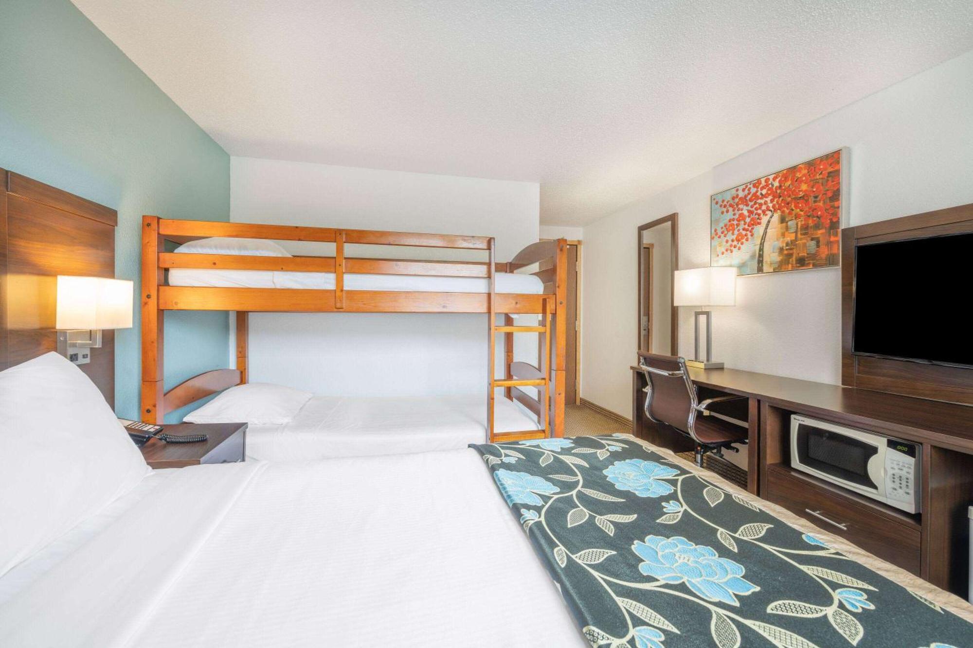 Baymont By Wyndham Keystone Near Mt. Rushmore Esterno foto